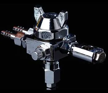 Automatic Air Atomizing Nozzle With Fan Pattern